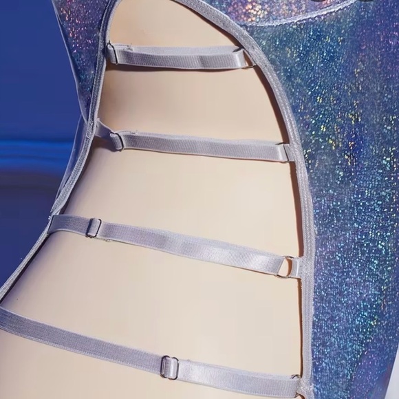 Holographic One-Piece Swimsuit - Picture 5 of 6